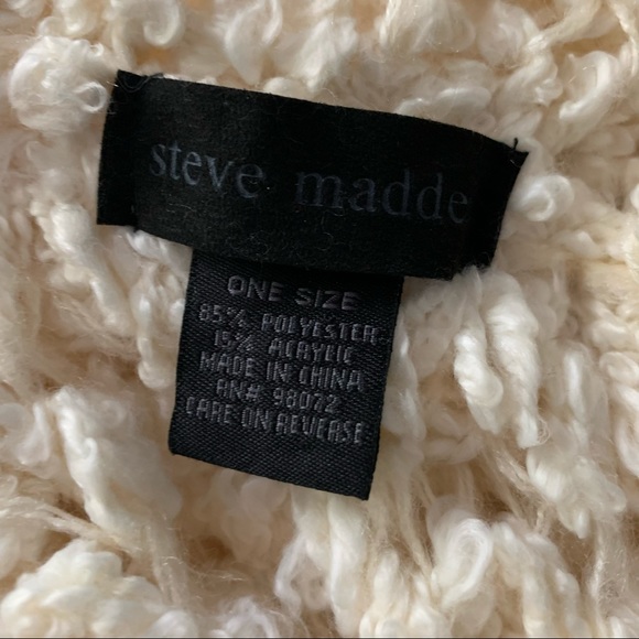 Steve Madden Chunky Knit Off White Infinity Scarf - Picture 6 of 8